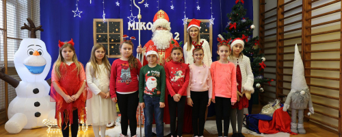 Święty Mikołaj w szkole w Ubieszynie